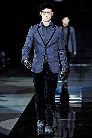 Giorgio Armani / - 2010-2011